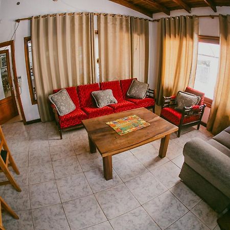 Hotel Tierra Colorada Пуерто Игуасу Екстериор снимка